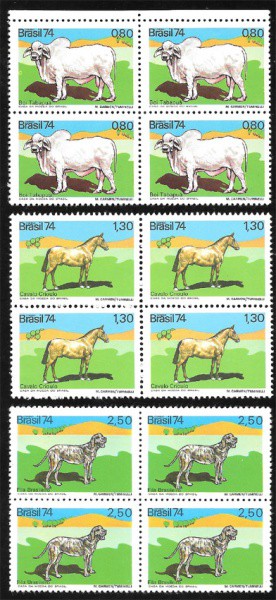 Brasil 1974 - Série fauna com cachorro, em quadras sem carimbo e com goma! Ótimo valor de catálogo.