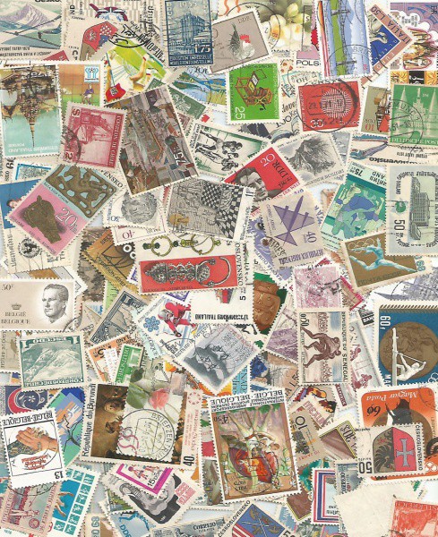 27  UNIVERSAIS  140 Selos Comemorativos Usados Perfeitos