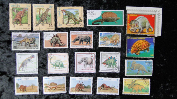 TEMÁTICOS: ANIMAIS PRÉ-HISTÓRICOS - 20 SELOS, DIVERSOS PAÍSES - TEMÁTICA RARA, BONS SELOS, VEJA TODA