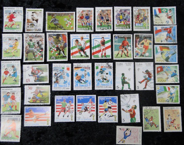 TEMÁTICOS: FUTEBOL - 37 SELOS - DIVERSOS PAÍSES, LINDO LOTE, VEJA TODAS AS FOTOS