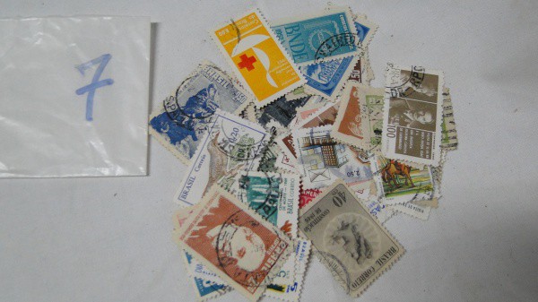 LOTE 07 - LOTÃO DE SELOS DO BRASIL, DIVERSAS ÉPOCAS, CONFORME FOTO