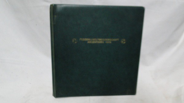 CAPA PARA ÁLBUM ESPECIAL (LINDNER), VERDE, APROX. 30x30cm - TEMA COPA DO MUNDO 1978 ARGENTINA (GRAVA