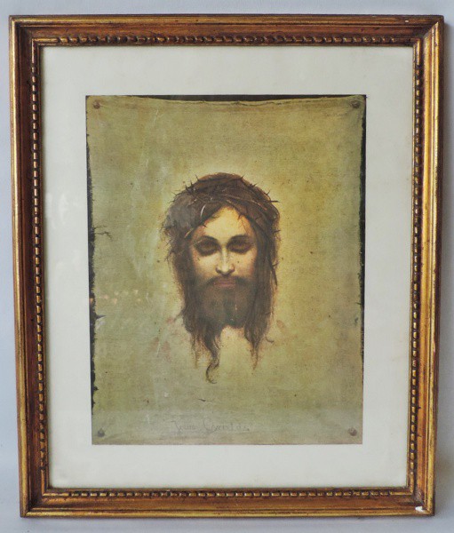 Reprodução em papel, Representando "Jesus Cristo". Possui moldura de madeira com vidro.  Med