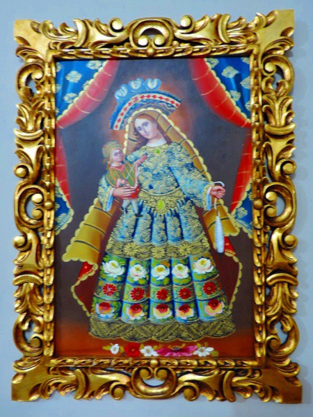 Cusquenho - Maravilhoso quadro cusquenho Ost, com lindíssima moldura de madeira com pátina dourada,
