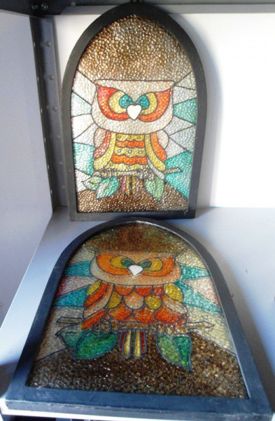 Par de quadros para pendurar "Coruja em ferro, vidro e papel 34x24cm