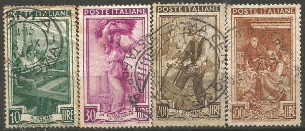 Filatelia: (4) Selos Clássicos Italianos. Muito bem conservados.
