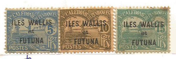 Filatelia : Selos (3) Ilhas Wallis e Futuna  -  Nova Caledônia, 1920-1922. MBC