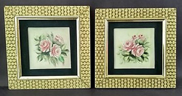 Par De Quadros Com Pinturas Sobre Azulejos Emoldurados
