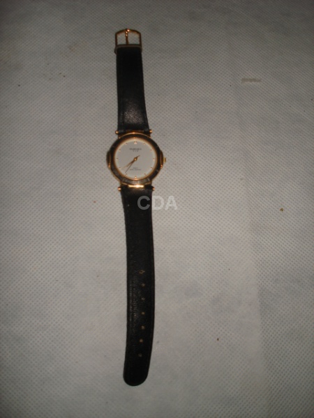 Relógio Feminino, Quemex Vip Quartz Water Resistant, Gold Plated 18k, funcionando e sem garantia.
