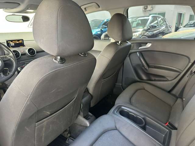 A1 SPORTBACK EDITION 1.4 TSI AUT - 2016/2017 - BRANCA 19