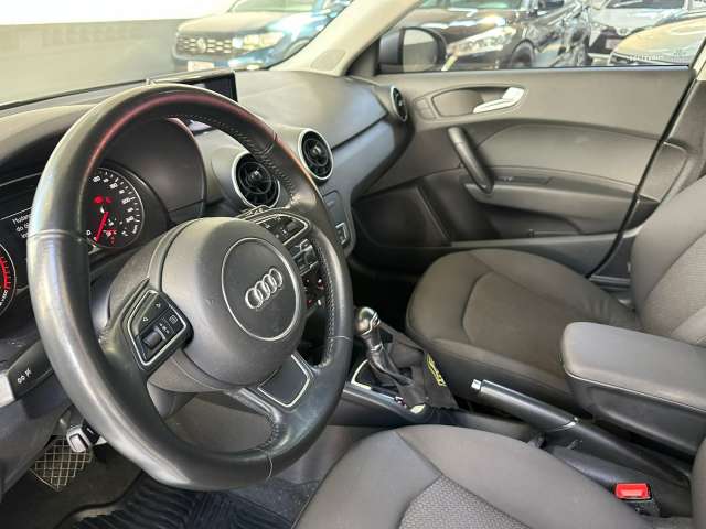 A1 SPORTBACK EDITION 1.4 TSI AUT - 2016/2017 - BRANCA 15