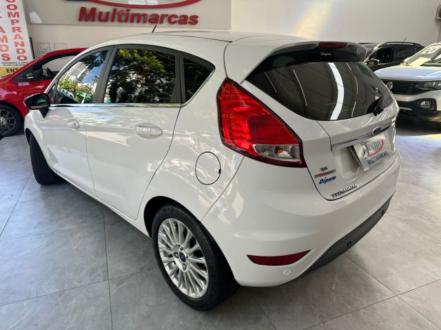 FIESTA TITANIUM 1.6 AUT - 2015/2015 - BRANCA 6