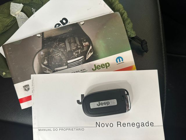 RENEGADE LIMITED 1.8 AUT - 2020/2021 - PRETO 22