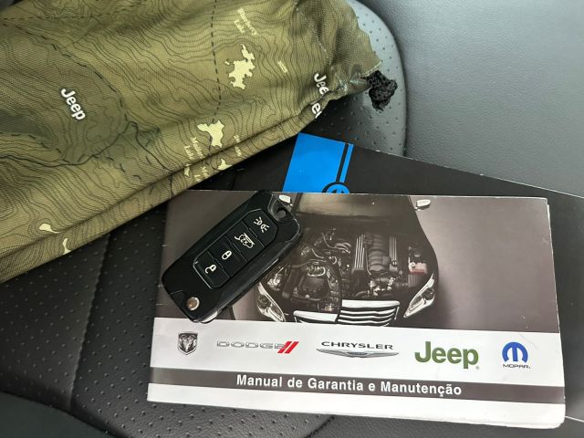 RENEGADE 1.8 AUT - 2019/2019 - PRETA 22