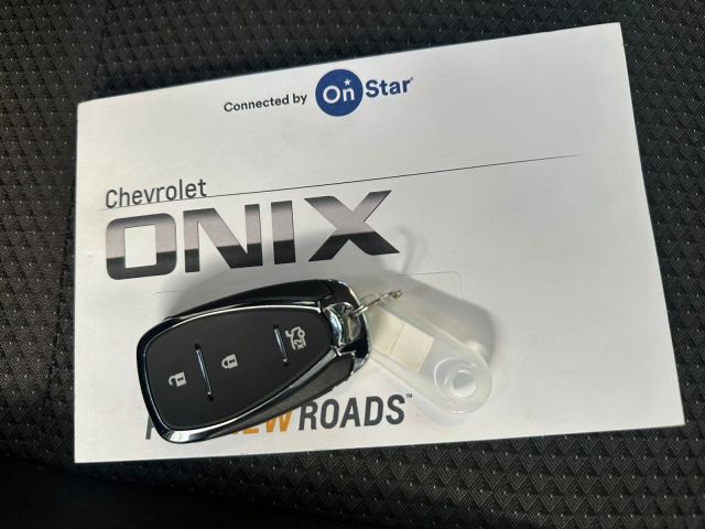 ONIX PLUS LTZ 1.0 TURBO AUT - 2023/2024 - CINZA 22