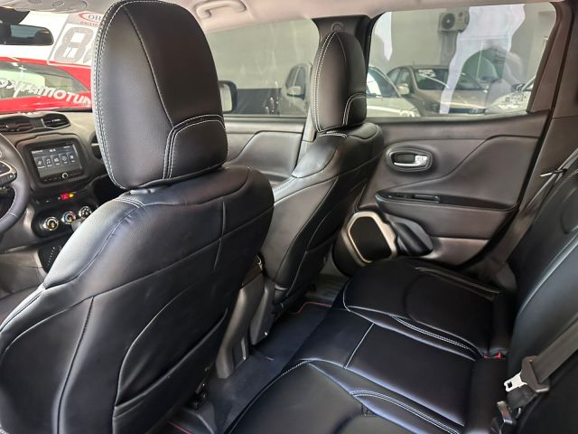 RENEGADE SPORT 1.8 AUT - 2017/2018 - PRETA 16