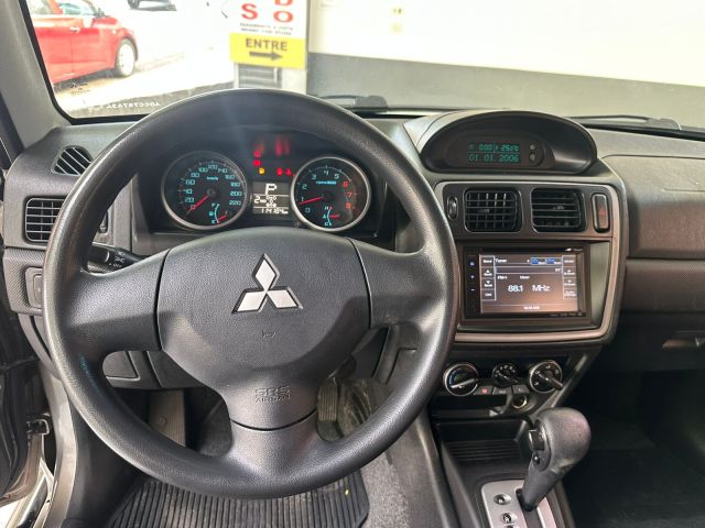 PAJERO TR4 2.0 AUT 4X4 - 2012/2013 - PRATA 12