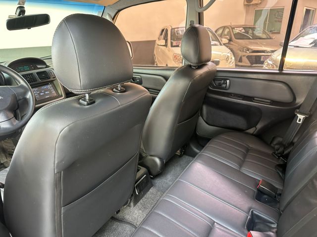 PAJERO TR4 2.0 AUT 4X4 - 2012/2013 - PRATA 16