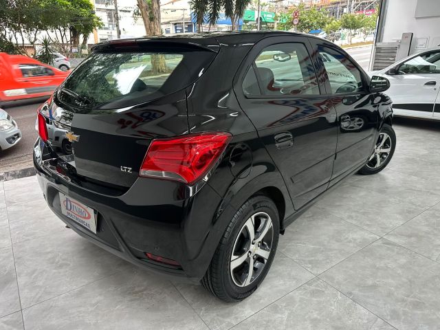 ONIX LTZ 1.4 AUT - 2017/2018 - PRETA 4