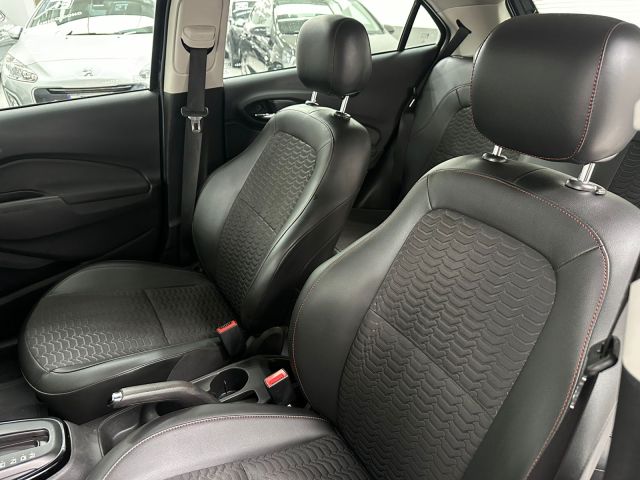 ONIX LTZ 1.4 AUT - 2017/2018 - PRETA 16