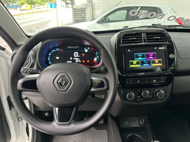 KWID OUTSIDER 1.0 - 2022/2023 - BRANCA 12