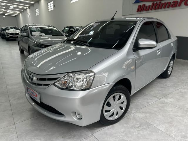 ETIOS SEDAN XS 1.5 AUT - 2016/2017 - PRATA 2