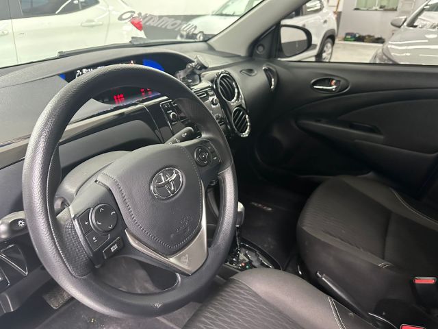 ETIOS SEDAN XS 1.5 AUT - 2016/2017 - PRATA 14