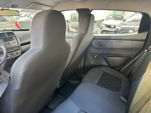 KWID ZEN 1.0 - 2023/2024 - PRETO 18