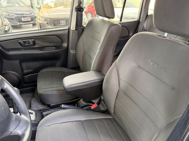 PAJERO TR4 2.0 AUT 4X2 - 2013/2013 - PRATA 18