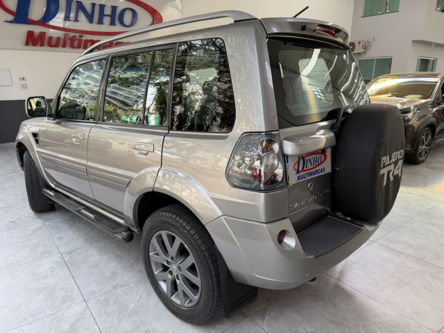 PAJERO TR4 2.0 AUT 4X2 - 2013/2013 - PRATA 6
