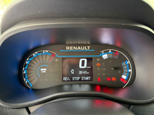 KWID INTENSE 1.0 - 2025/2026 - BRANCA 18