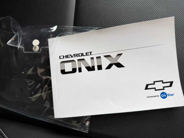 ONIX PLUS PREMIER 2 1.0 AUT - 2025/2025 - CINZA 20