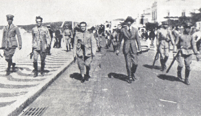 18 do Forte de Copacabana para o Teatro