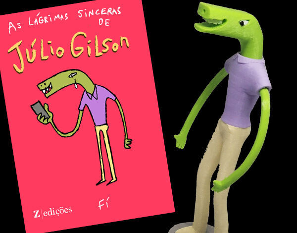 Livro e boneco