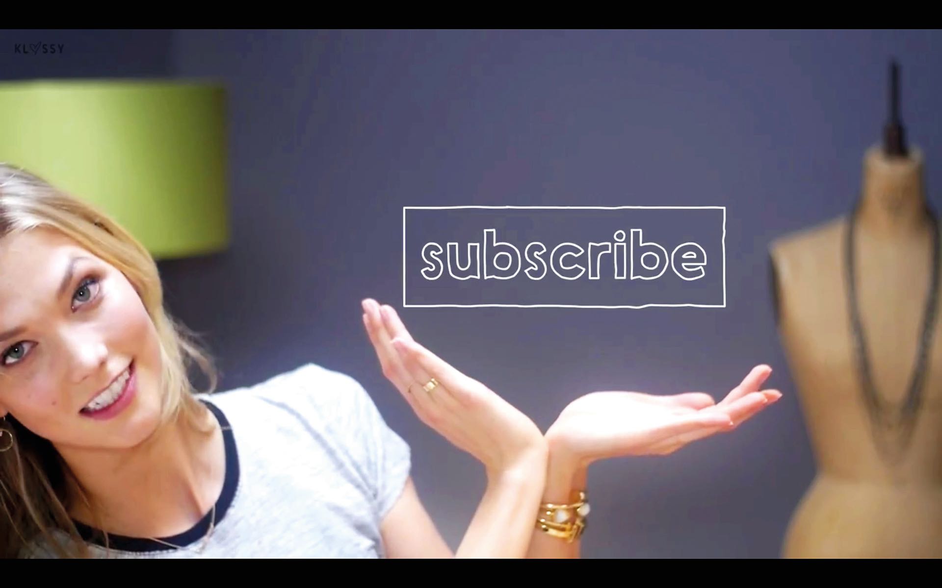 La modelo Karlie Kloss que tiene miles de seguidores en Instagram, también cuenta con su canal de YouTube: Klossy.