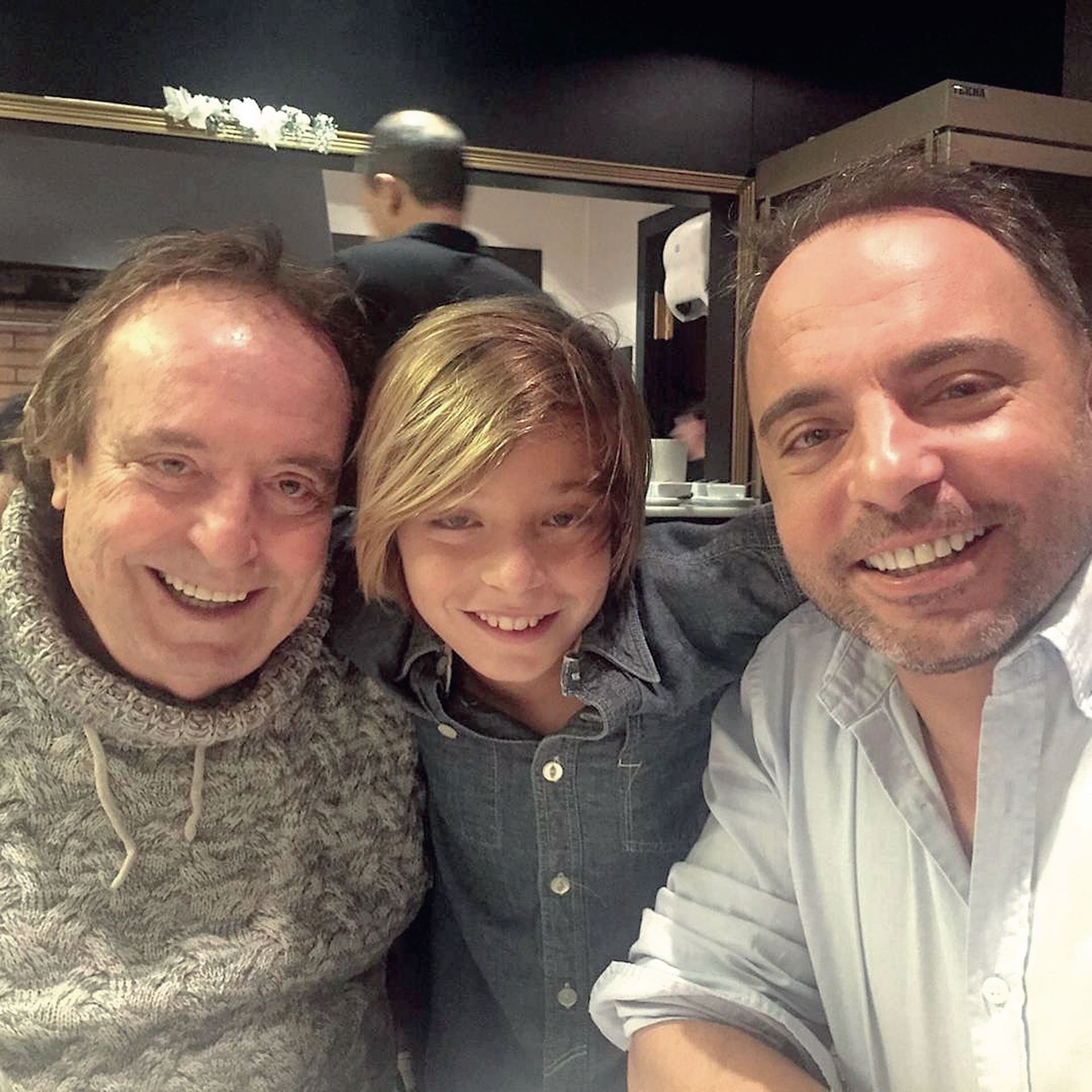 Familia de artistas (de izquierda a derecha): Dyango, Izan y Marcos Llunas.