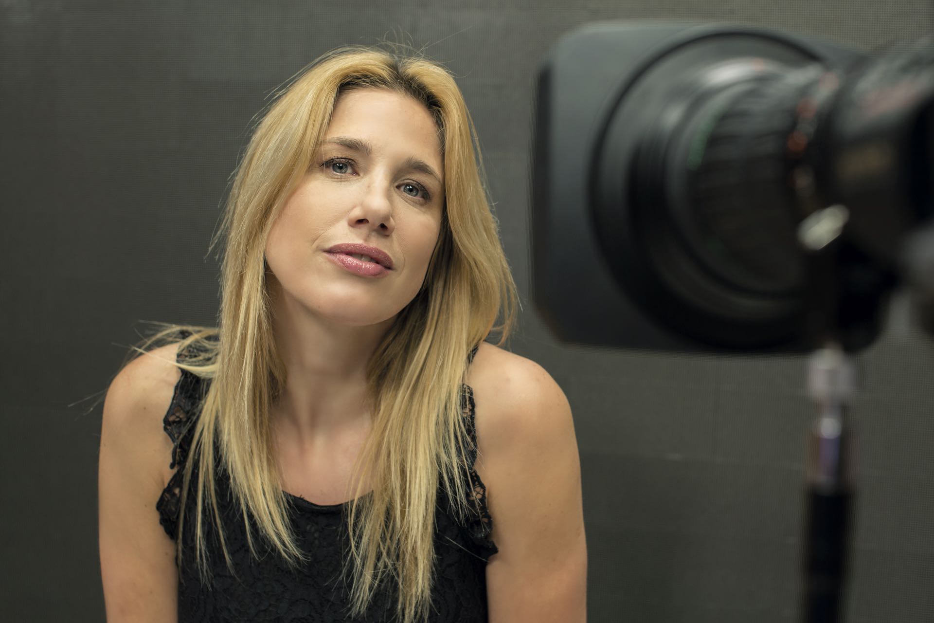 Alina Moine, locutora con orientación periodística