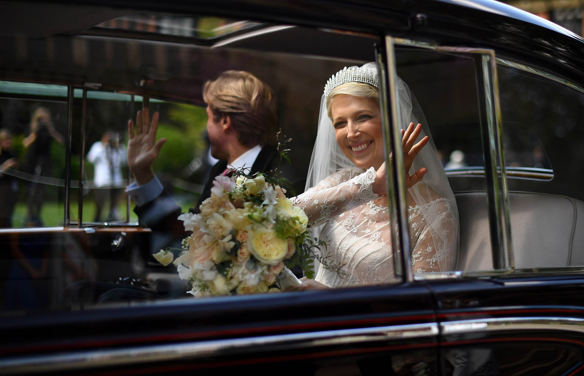 En el auto por las calles de Windsor ( Victoria Jones / POOL / AFP)