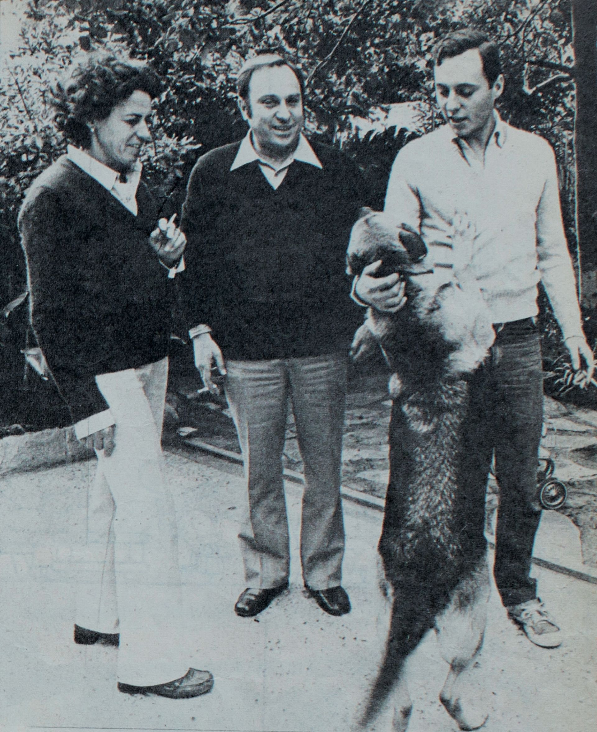 Con su esposo y su hijo recién regresado de la guerra de Malvinas.
