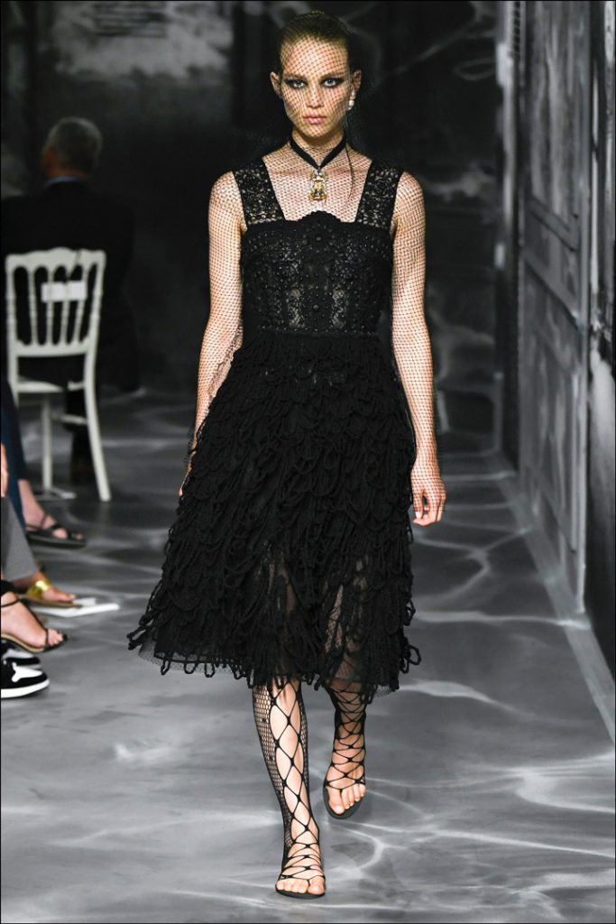 DIOR