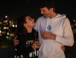 INSTAGRAM CANCION MILA KUNIS ASHTON KUTCHER PAREJA