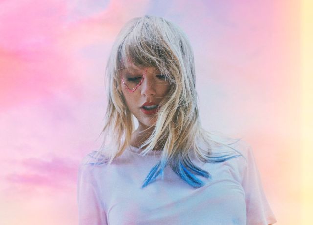 TAYLOR SWIFT LOVER