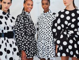 LUNARES MODA CAROLINA HERRERA