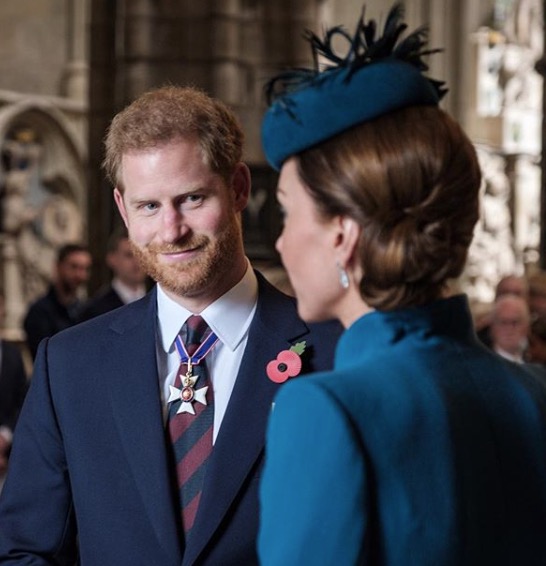 HARRY KATE MIDDLETON REALEZA