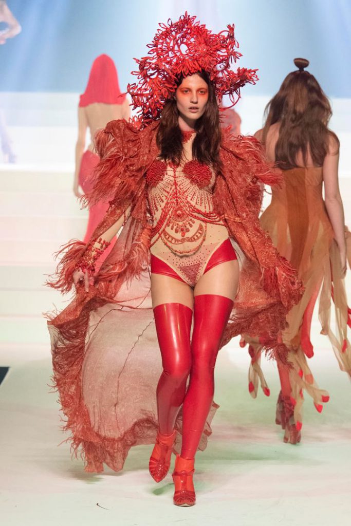 JEAN PAUL GAULTIER DESPEDIDA SHOW DESFILE