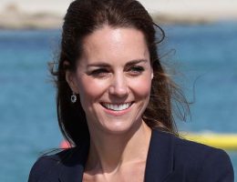 KATE MIDDLETON DUQUESA CAMBRIDGE