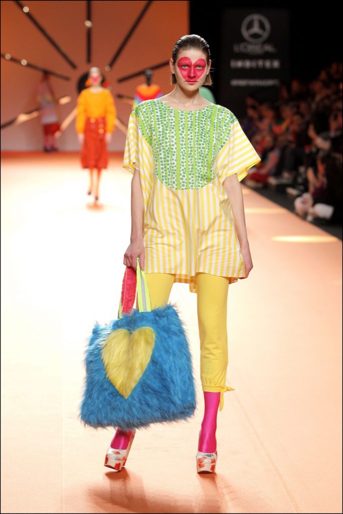 AGATHA RUIZ DE LA PRADA DESFILE MADRID 2020