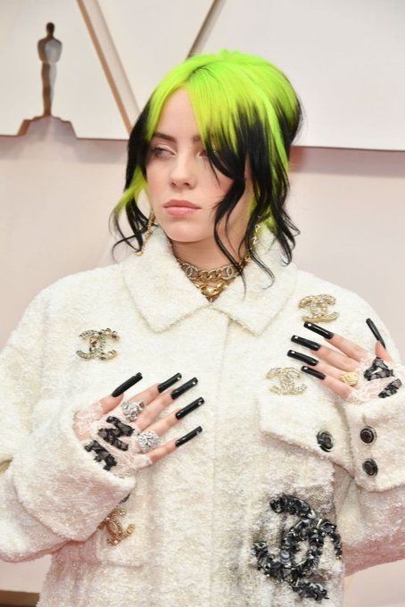 BILLIE EILISH CHANEL OSCARS