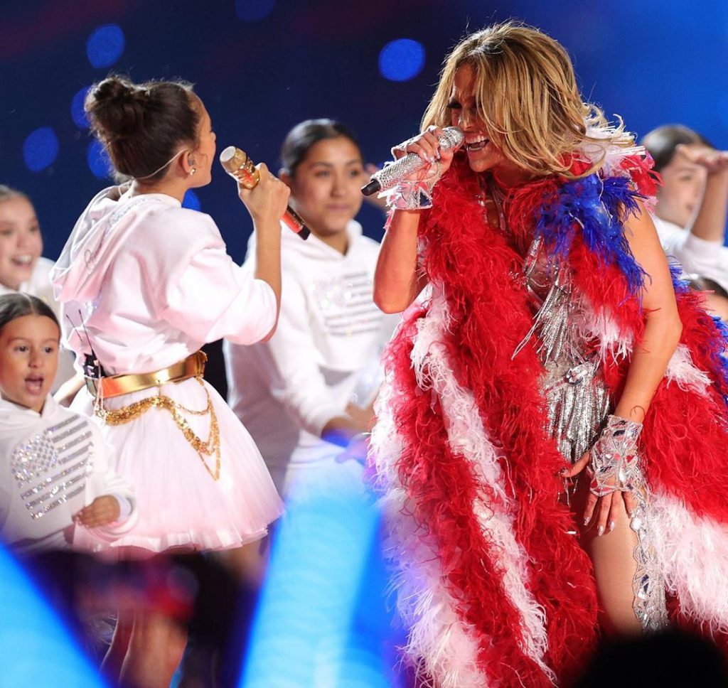 Shakira y Jennifer Lopez juntas en el Super Bowl 2020
