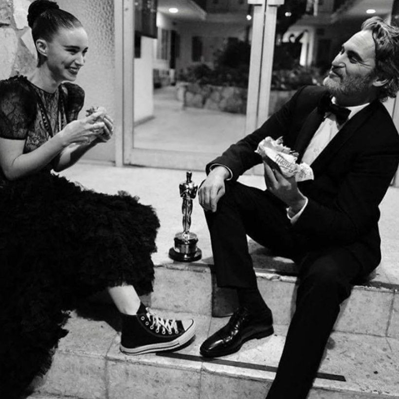 Joaquin Phoenix y Rooney Mara. Foto: Instagram.